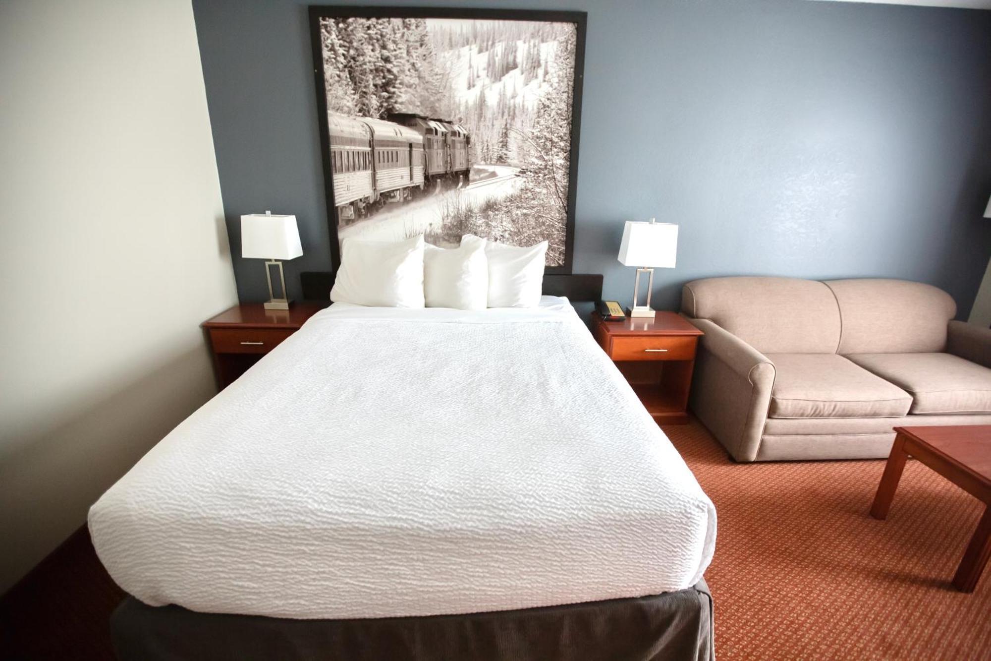 Hotel Super 8 By Wyndham Whitecourt Zewnętrze zdjęcie