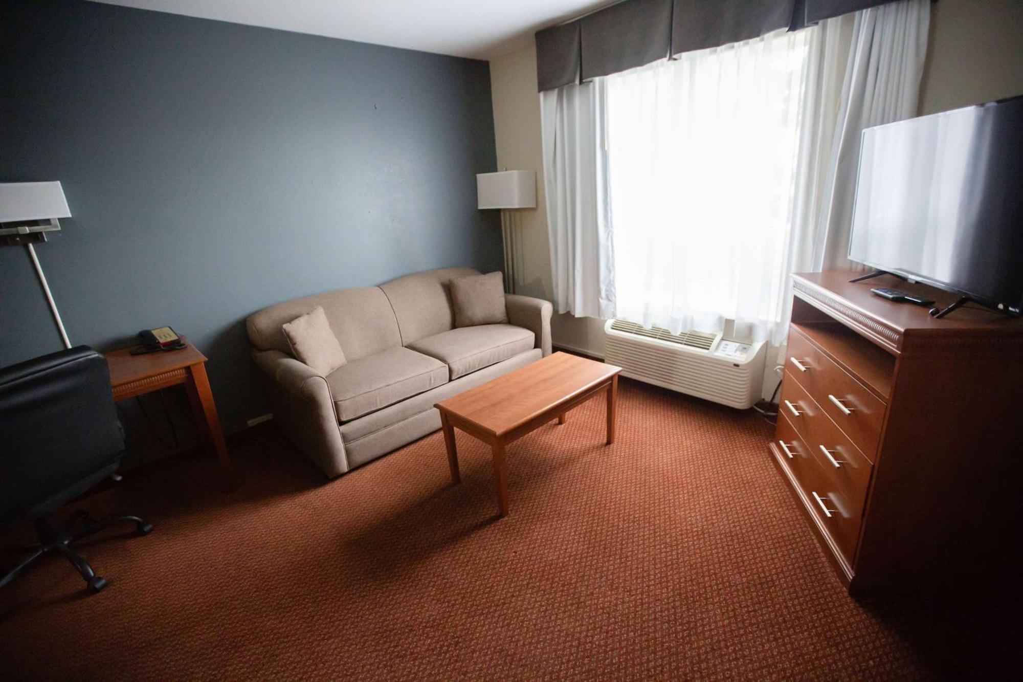 Hotel Super 8 By Wyndham Whitecourt Zewnętrze zdjęcie